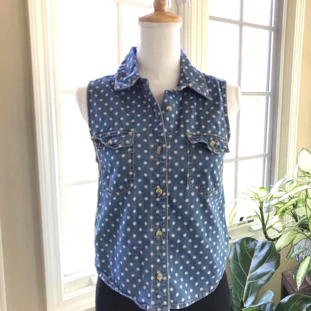 Darling polka dot denim top